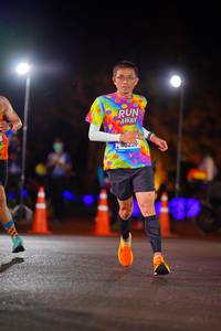 BIB: 40230
                            <button type="button" onclick="openModal(21521607)" class="btn btn-primary btn-sm float-right btn-popup" data-toggle="modal" data-target=".modal-high-quality">
                        <i class="fas fa-shopping-cart"></i> Add to Cart
                    </button>
                                            <button type="button" onclick="isThisMe(21521607, true)" class="btn btn-success btn-sm float-right btn-popup btn-isme hidden" data-toggle="tooltip" data-placement="bottom" title="นี่คือรูปของคุณใช่ไหม คลิกที่นี่เพื่อเอาเข้าอัลบั้ม">
                        <i class="fas fa-plus"></i> Add to album
                    </button>
                    <button type="button" onclick="isThisMe(21521607, false)" class="btn btn-warning btn-sm float-right btn-popup btn-isnotme hidden">
                        <i class="fas fa-ban"></i> Remove from album
                    </button>